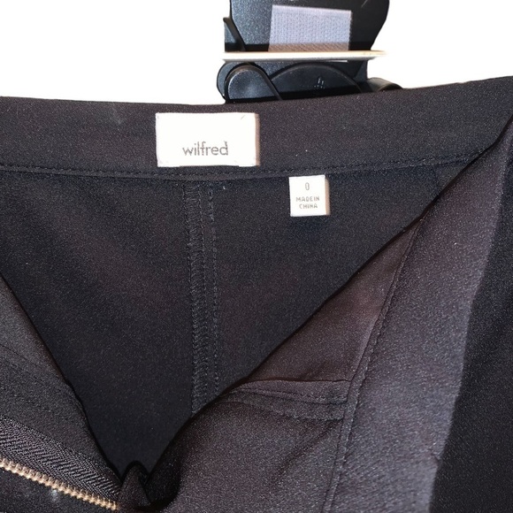 Aritzia Wilfred Flat Front Dress pant - Picture 6 of 14